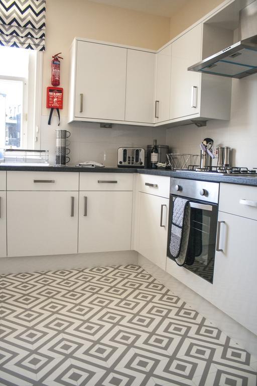 Lexington Apartments Ротсей Экстерьер фото
